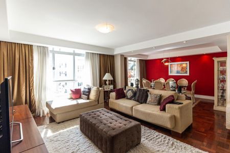 Apartamento à venda com 200m², 3 quartos e 1 vagaSala