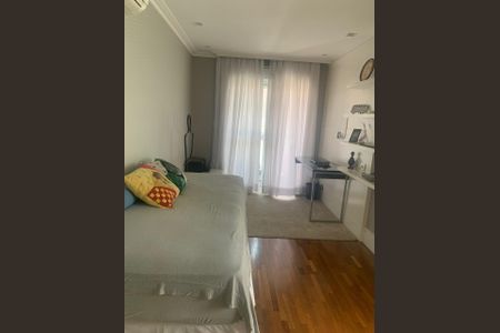 Foto 13 de casa à venda com 4 quartos, 307m² em Vila Gumercindo, São Paulo