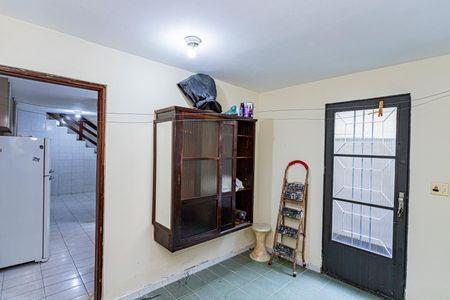 Casa para alugar com 100m², 2 quartos e 2 vagas Casa para alugar com 100m², 2 quartos e 2 vagasÁrea de Serviço