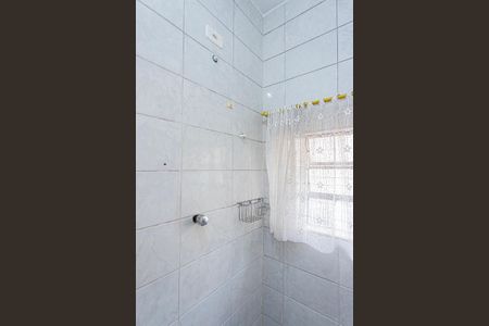 Casa para alugar com 100m², 2 quartos e 2 vagas Casa para alugar com 100m², 2 quartos e 2 vagasBanheiro