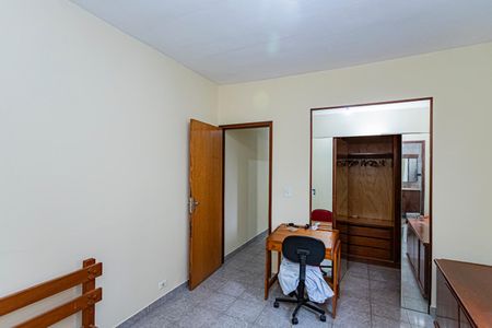 Casa para alugar com 100m², 2 quartos e 2 vagas Casa para alugar com 100m², 2 quartos e 2 vagasSuite
