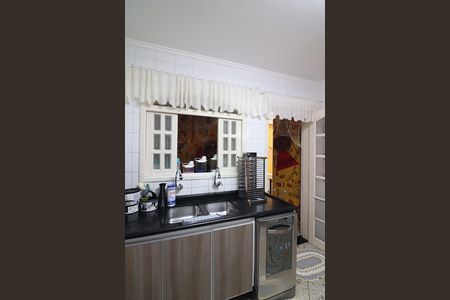 Casa à venda com 153m², 2 quartos e 2 vagasCozinha 