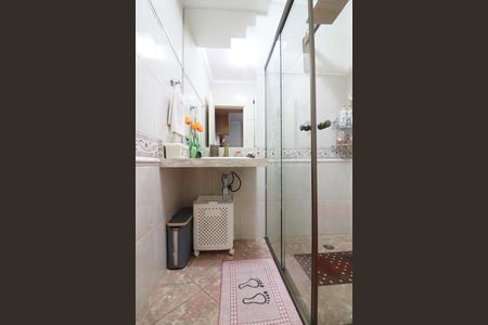 Casa à venda com 153m², 2 quartos e 2 vagasSuíte 2 Banheiro 