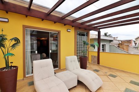 Casa à venda com 153m², 2 quartos e 2 vagasSuíte 1 Varanda 