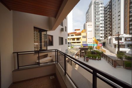 Apartamento para alugar com 170m², 4 quartos e 2 vagasSacada