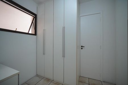 Apartamento para alugar com 170m², 4 quartos e 2 vagasCloset da suíte
