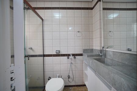 Apartamento para alugar com 170m², 4 quartos e 2 vagasBanheiro da Suíte 2