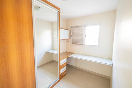 Apartamento à venda com 160m², 3 quartos e 3 vagas Apartamento à venda com 160m², 3 quartos e 3 vagasQuarto 2