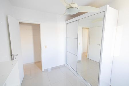 Apartamento à venda com 160m², 3 quartos e 3 vagas Apartamento à venda com 160m², 3 quartos e 3 vagasQuarto 1