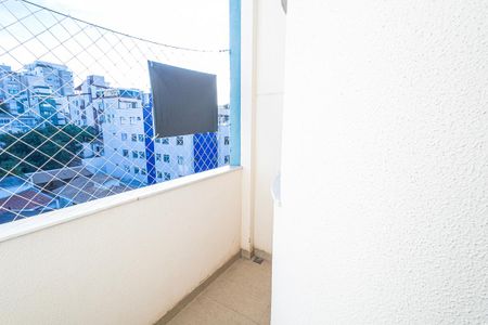 Apartamento à venda com 160m², 3 quartos e 3 vagas Apartamento à venda com 160m², 3 quartos e 3 vagasVaranda