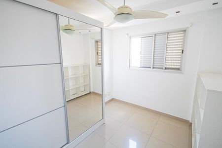 Apartamento à venda com 160m², 3 quartos e 3 vagas Apartamento à venda com 160m², 3 quartos e 3 vagasQuarto 1