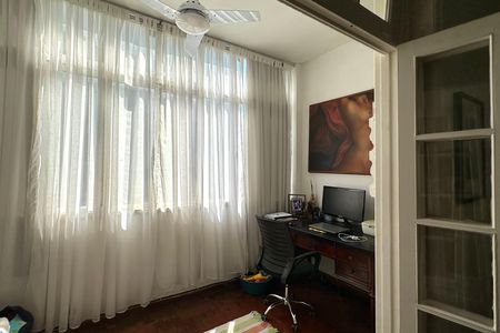Apartamento à venda com 164m², 3 quartos e 2 vagas