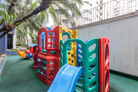 Apartamento à venda com 113m², 3 quartos e 2 vagasÁrea comum - Playground