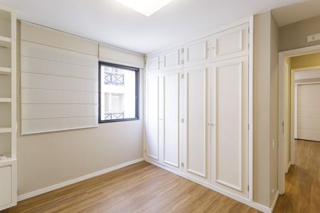 Apartamento à venda com 113m², 3 quartos e 2 vagasQuarto 2