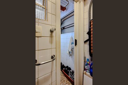 Apartamento à venda com 85m², 2 quartos e 1 vagaBanheiro de serviço