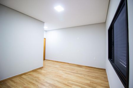 Casa de condomínio para alugar com 174m², 3 quartos e 2 vagasSuíte