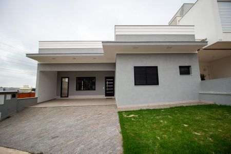 Casa de condomínio para alugar com 174m², 3 quartos e 2 vagasFachada