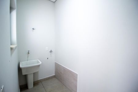 Casa de condomínio para alugar com 174m², 3 quartos e 2 vagasÁrea de Serviço