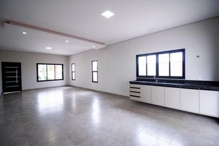 Casa de condomínio para alugar com 174m², 3 quartos e 2 vagasCozinha