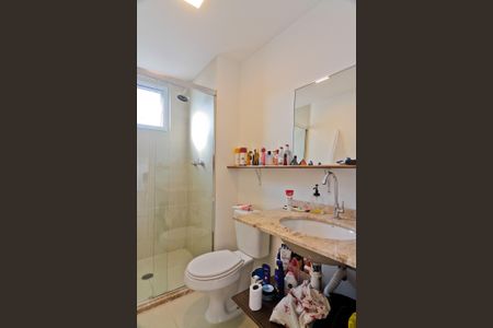 Apartamento à venda com 82m², 2 quartos e 1 vagaBanheiro da Suíte 2