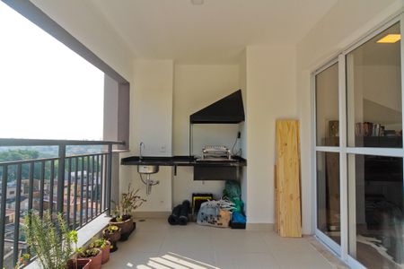 Apartamento à venda com 82m², 2 quartos e 1 vagaVaranda