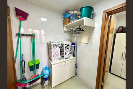 Apartamento à venda com 96m², 2 quartos e 2 vagasÁrea de Serviço