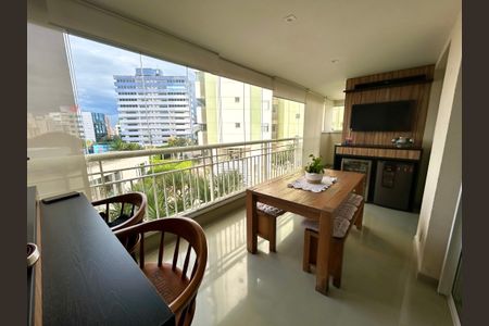 Apartamento à venda com 96m², 2 quartos e 2 vagasVaranda da Sala