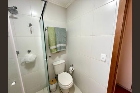 Apartamento à venda com 96m², 2 quartos e 2 vagasBanheiro da Suíte