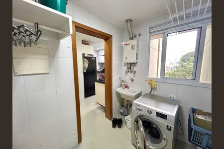 Apartamento à venda com 96m², 2 quartos e 2 vagasÁrea de Serviço