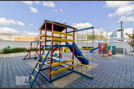 Apartamento à venda com 96m², 2 quartos e 2 vagasÁrea comum - Playground