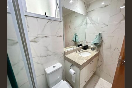 Apartamento à venda com 96m², 2 quartos e 2 vagasBanheiro 1