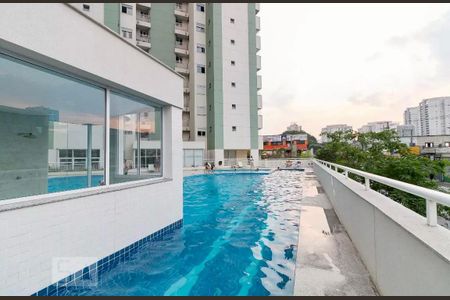 Apartamento à venda com 96m², 2 quartos e 2 vagasÁrea comum - Piscina