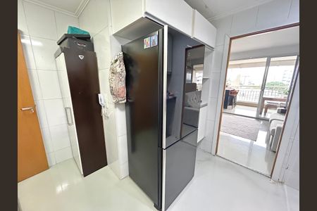 Apartamento à venda com 96m², 2 quartos e 2 vagasCozinha