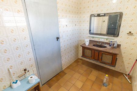 Apartamento à venda com 74m², 2 quartos e sem vaga Apartamento à venda com 74m², 2 quartos e sem vagaBanheiro
