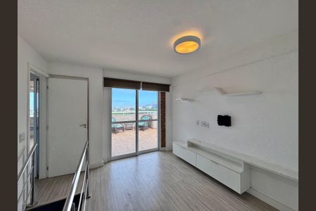 Apartamento para alugar com 250m², 4 quartos e 2 vagasSala (segundo andar)