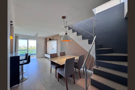 Sala de apartamento para alugar com 4 quartos, 250m² em Recreio dos Bandeirantes, Rio de Janeiro