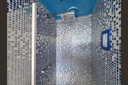 Apartamento para alugar com 250m², 4 quartos e 2 vagasBanheiro Social (segundo andar)