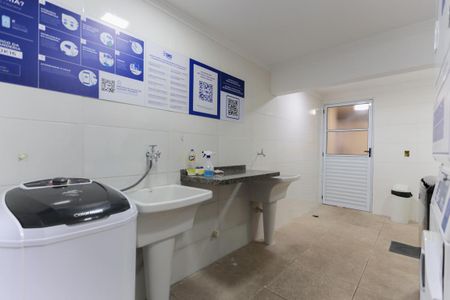 Apartamento para alugar com 27m², 1 quarto e sem vagaÁrea comum - Lavanderia