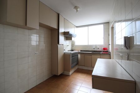 Apartamento para alugar com 75m², 2 quartos e 1 vagaCozinha