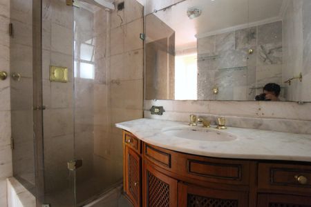 Apartamento para alugar com 75m², 2 quartos e 1 vagaBanheiro