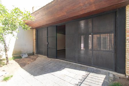 Casa à venda com 234m², 4 quartos e 2 vagasFachada