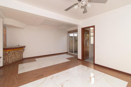 Sala de casa à venda com 4 quartos, 234m² em Tristeza, Porto Alegre