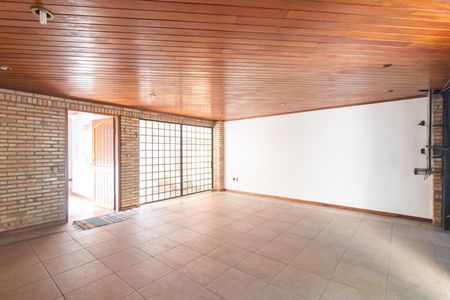 Casa à venda com 234m², 4 quartos e 2 vagasGaragem