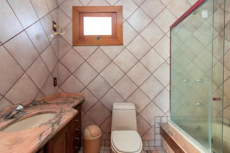 Casa à venda com 234m², 4 quartos e 2 vagasBanheiro do Quarto 3
