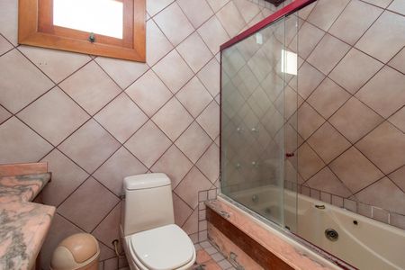 Casa à venda com 234m², 4 quartos e 2 vagasBanheiro do Quarto 3