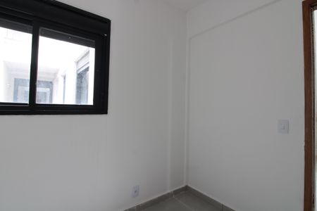 Apartamento à venda com 2 quartos, 40m² em Vila Santa Teresa, São Paulo