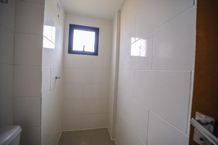Banheiro de apartamento à venda com 2 quartos, 50m² em Vila Santa Teresa, São Paulo