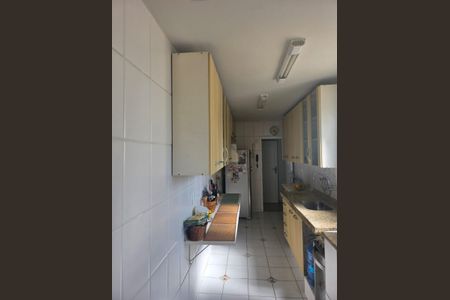 Apartamento à venda com 72m², 2 quartos e 1 vagaCozinha