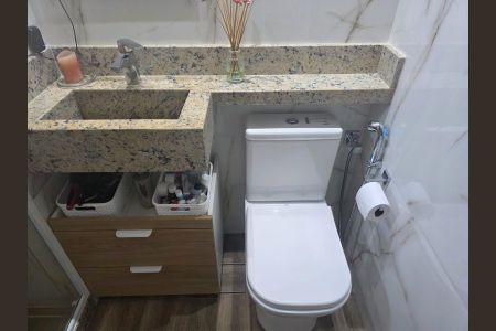 Apartamento à venda com 72m², 2 quartos e 1 vagaBanheiro