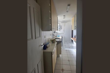 Apartamento à venda com 72m², 2 quartos e 1 vagaCozinha